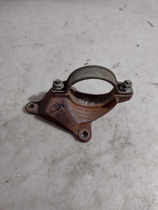 Ford Focus 11-18 Кронштейн подвесного подшипника / Форд Фокус