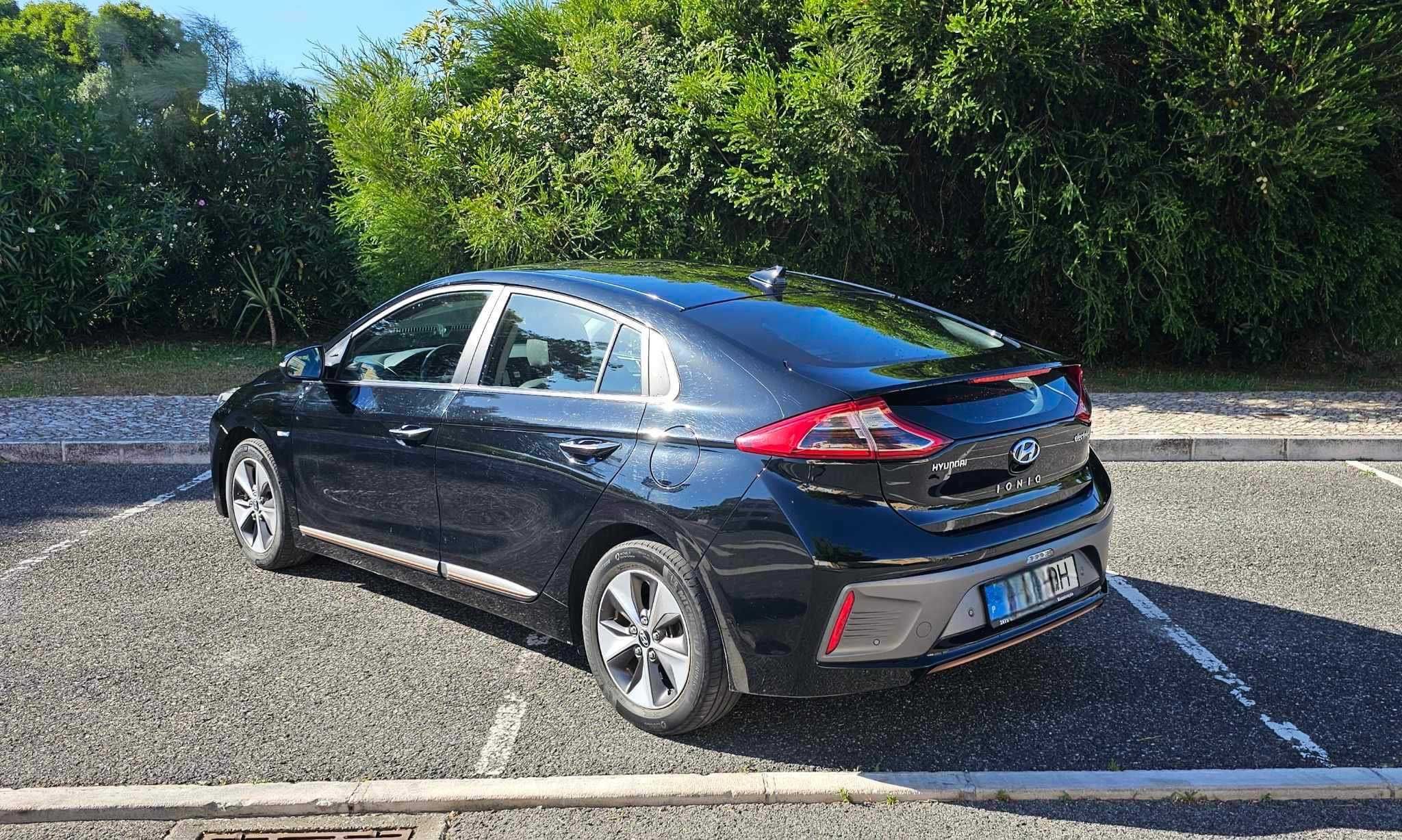 Hyundai IONIQ 28kW Premium