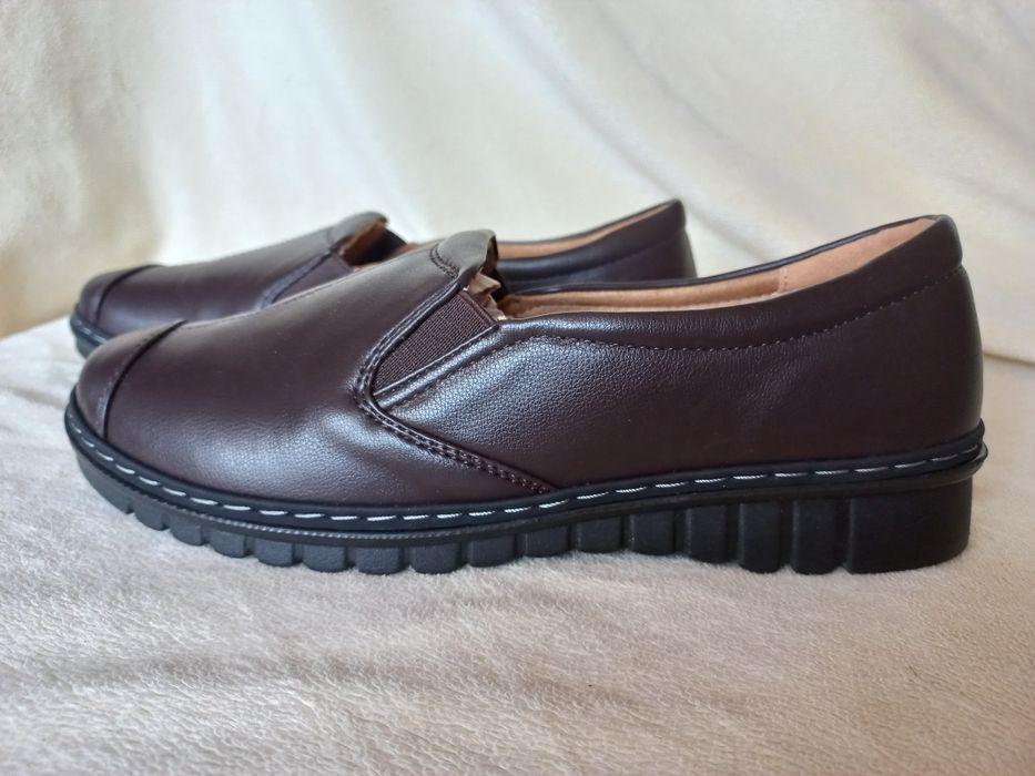 Жіночі черевики, розмір 39