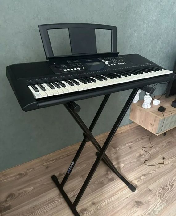 Синтезатор Yamahа РSR-E333