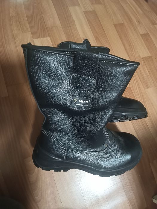 Чоботи робочі зимові на хутрі 42 розмір