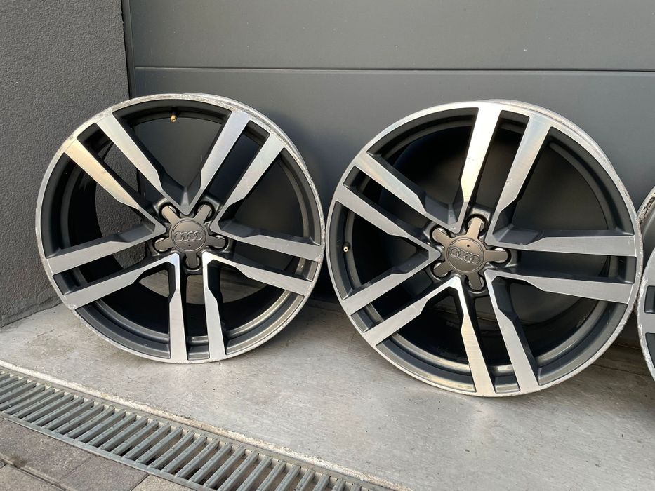 Felgi Aluminiowe Audi ** 9Jx19 ET52 5x112 **
