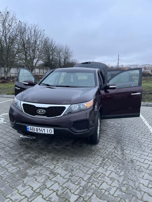 Kia Sorento 2011 рік • Бензин 2.4