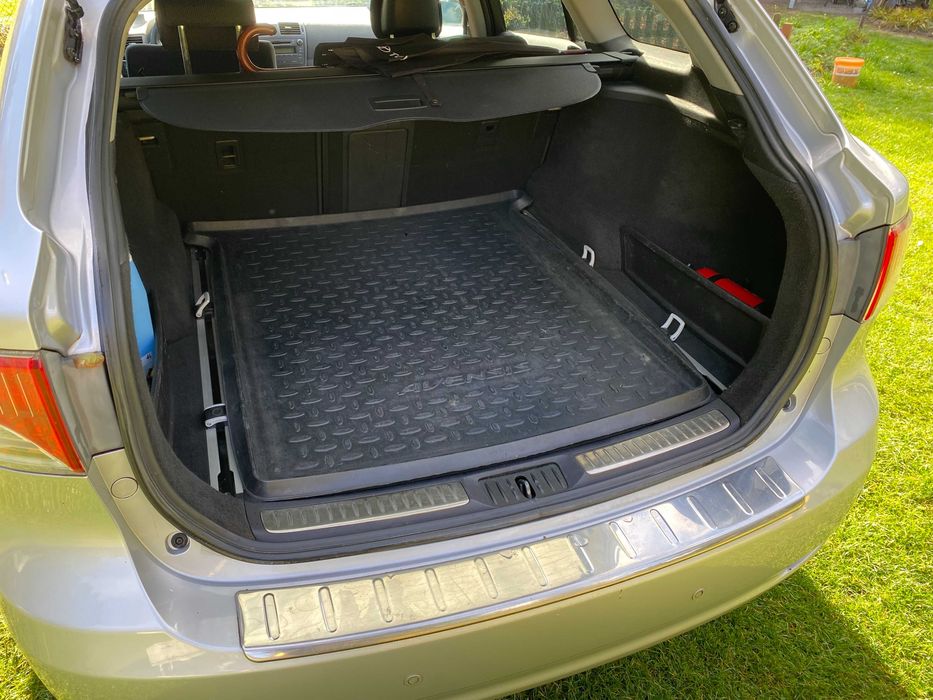Toyota Avensis T27 kombi 2010