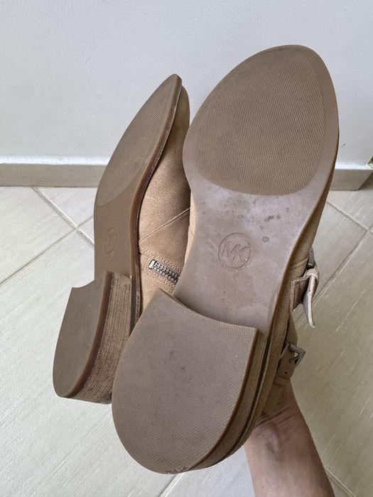Продам замшеві броги Michel Kors
