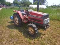 Trator Yanmar F22D