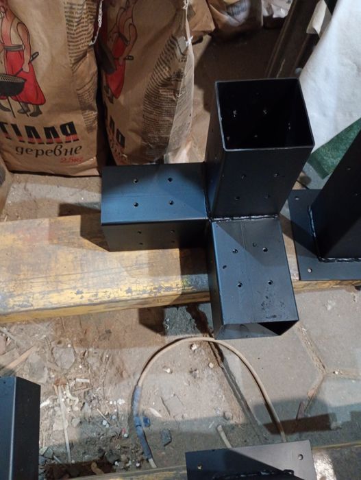 З'єднувач для брусу конектор для бруса