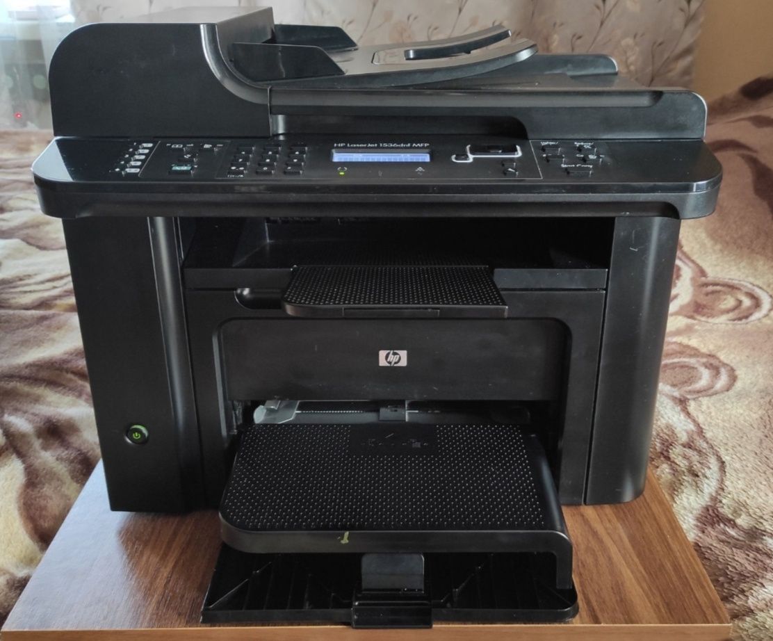 HP LaserJet Pro 1536dnf MFP принтер сканер ксерокс факс