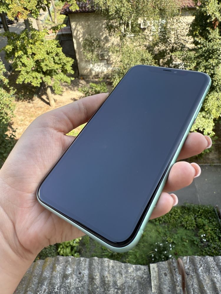 Iphone 11 64gb без зарядки, с коробкой