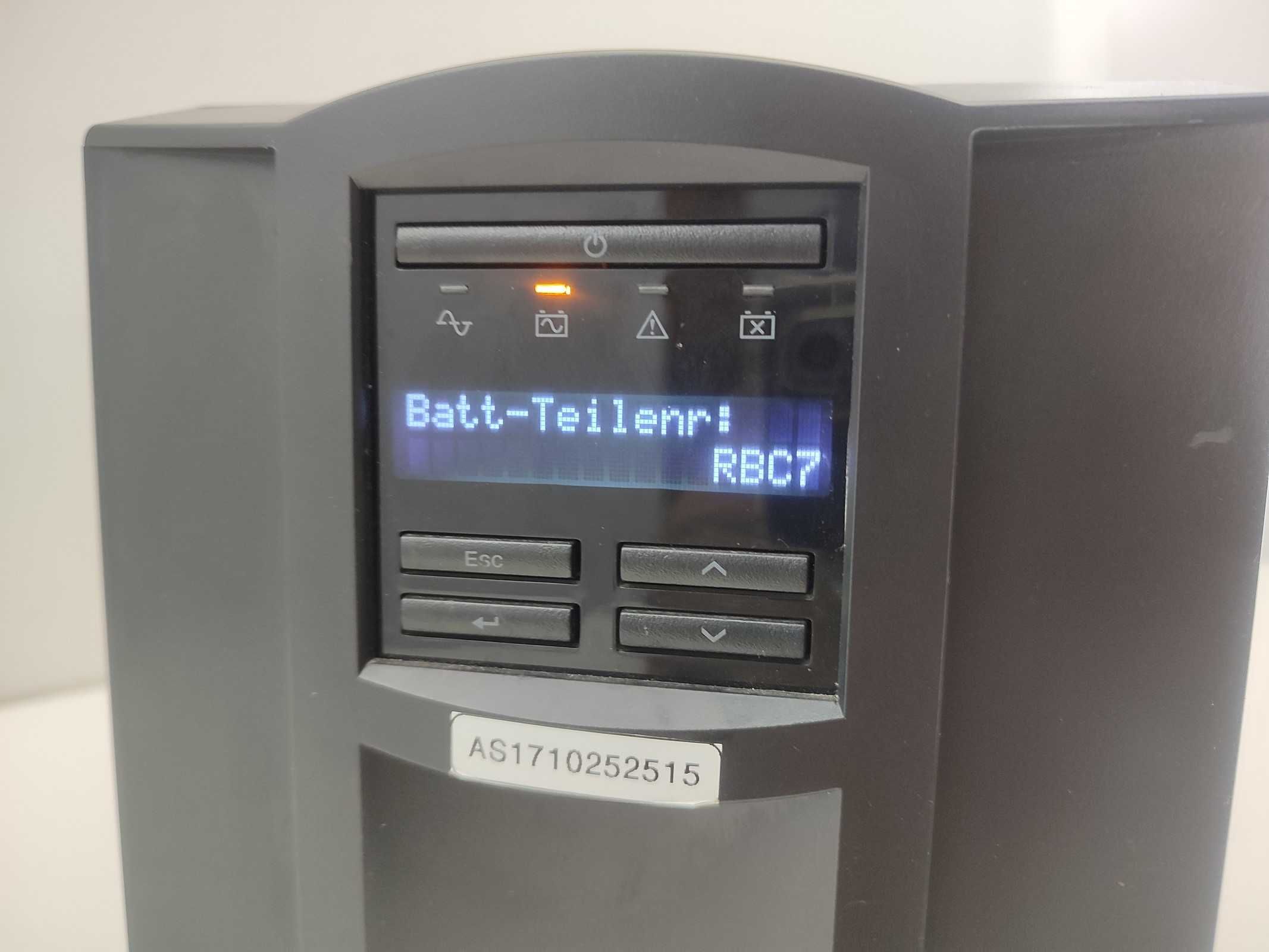 APC USV APC-OEM Fujitsu SMT1500I  1500VA FJT1500I zasilacz awaryjny