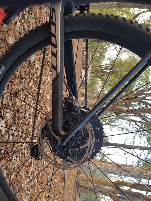 Bicicleta Scott scale 700