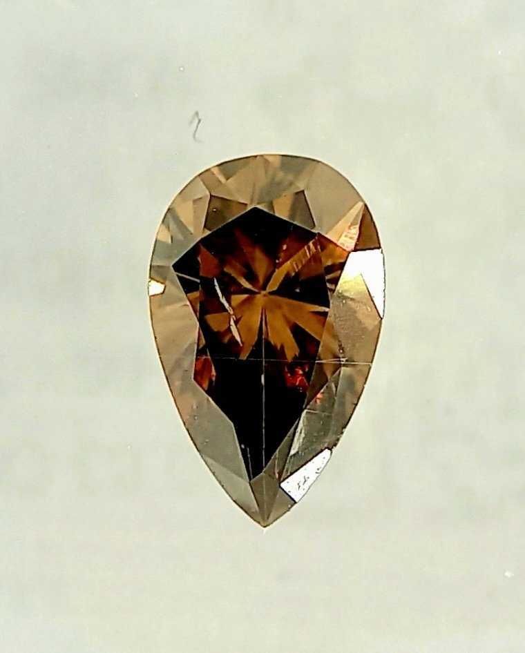 Diamante 0.63 ct SI1 (Pera, castanho amarelado escuro fantasia)