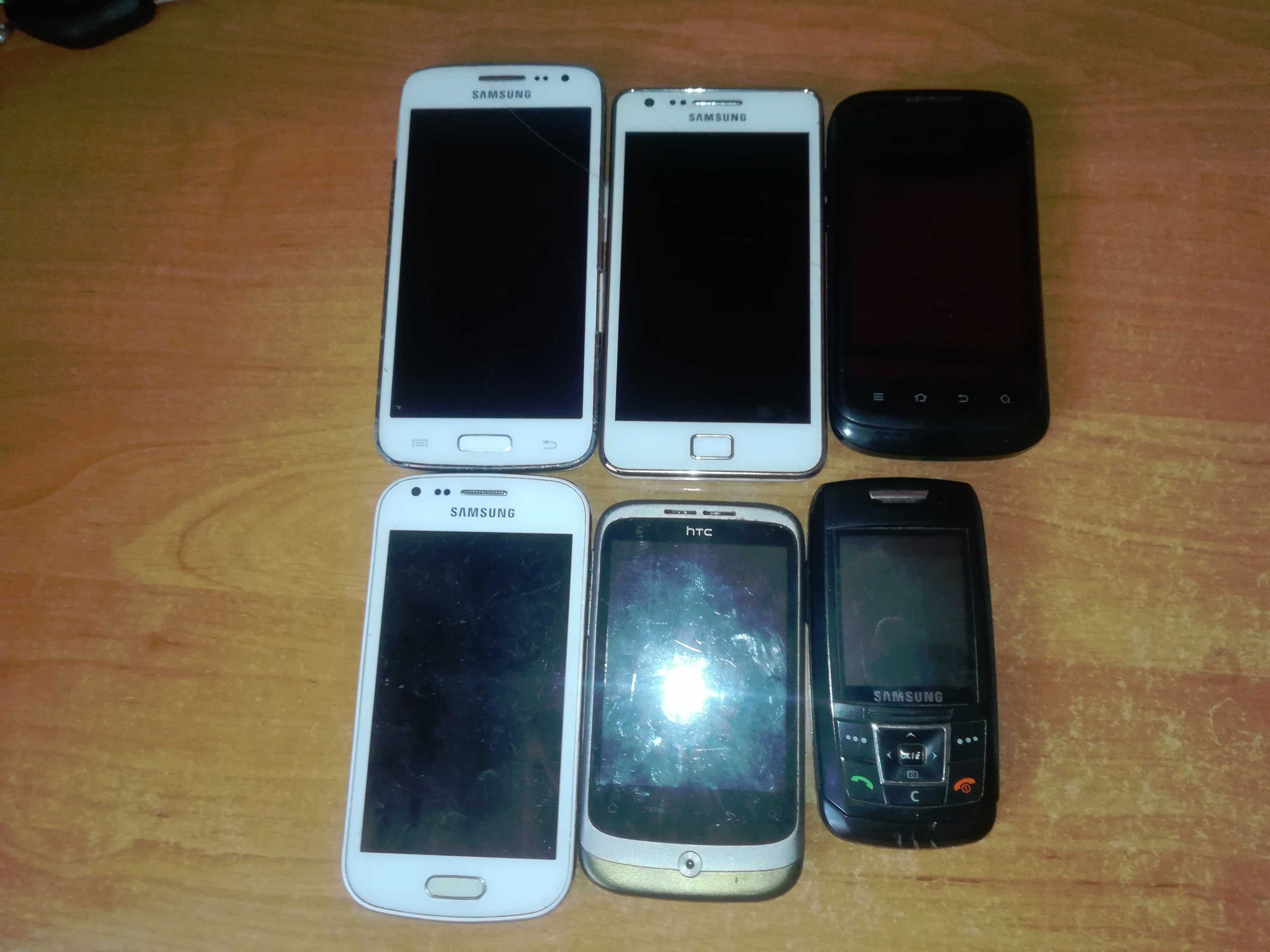 Zestaw telefonów Samsung