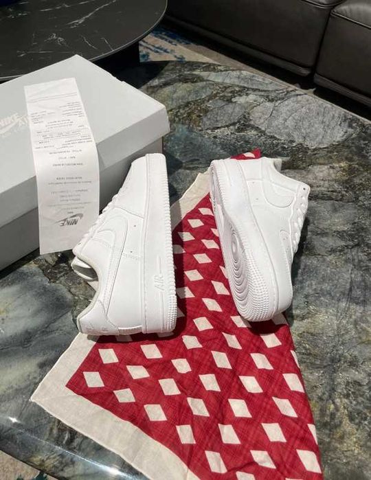 Buty biegania Nike Air Force 1 White R.42