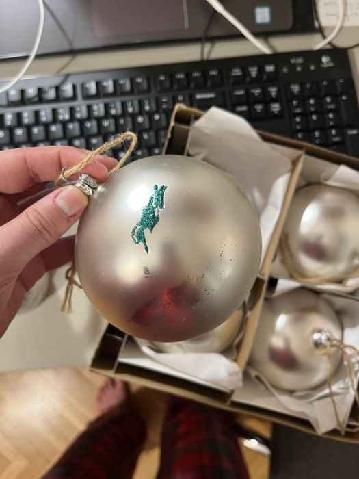 Bombki do ozdobienia srebrne szklane