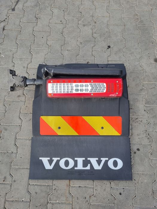Błotnik Prawy Lampa Led tył Kompletny Volvo FH 4 FM 4 Fmx FH 5 FM 5