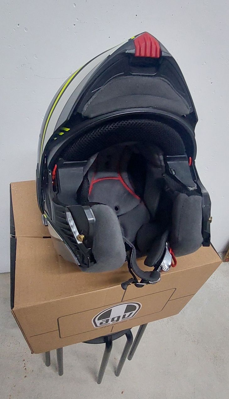 Capacete modular AGV