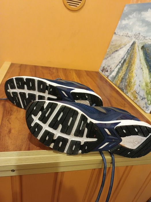 Buty męskie Kiprun Decathlon r.46 prawie nowe