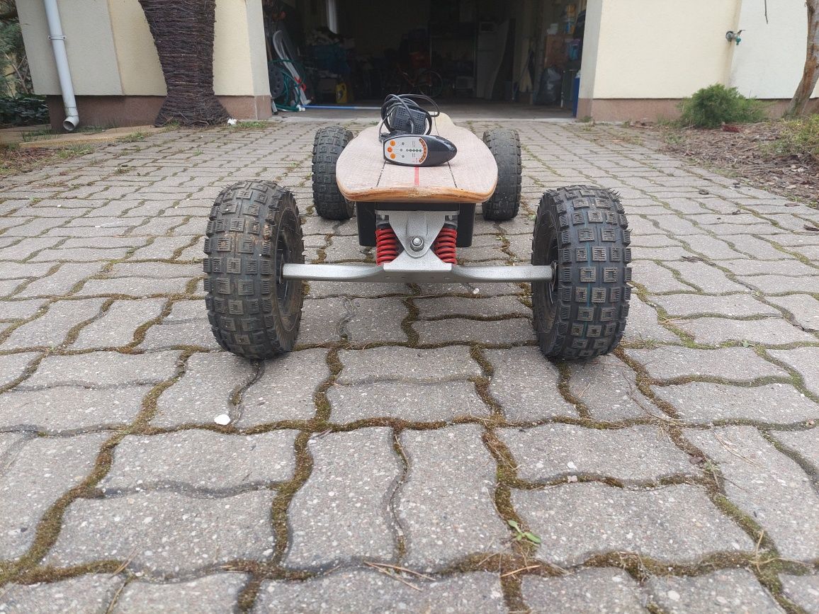 Deska elektryczna MountainBoard  SPEERON