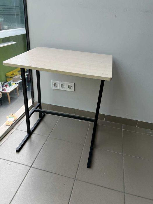 Парта прямокутна