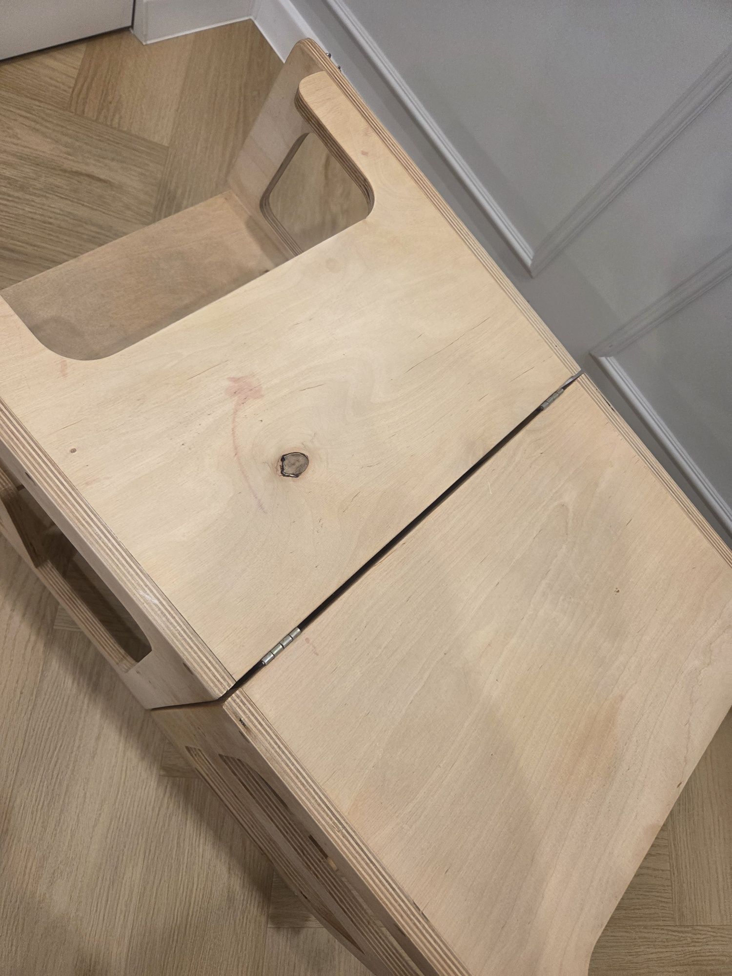 Helper i stolik 2w1 używany drewno stojak kuchnia dziecko