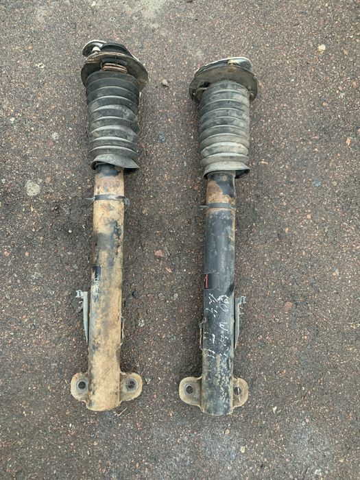 Продам передние стойки амортизаторы мерседес 124 - 190 W 201