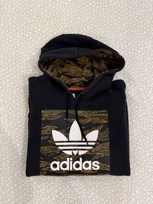 Sweat Adidas preta