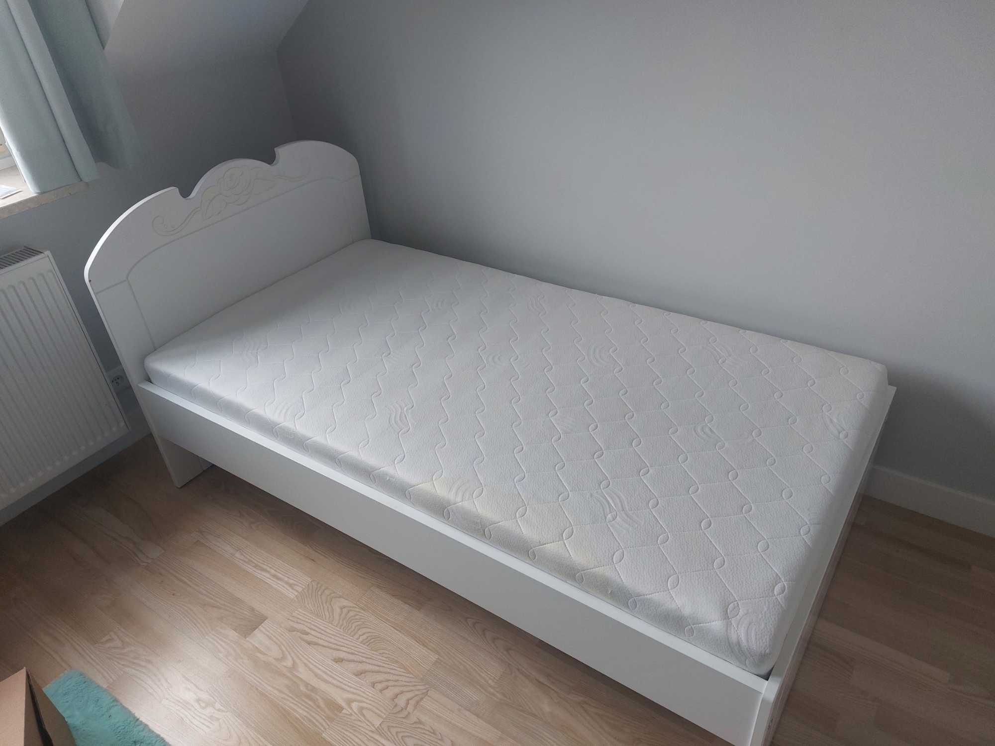 Łóżko dziecięce z materacem 170x90