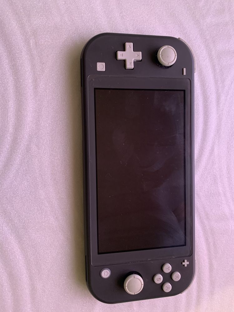 Nintendo Switch XJE 2019