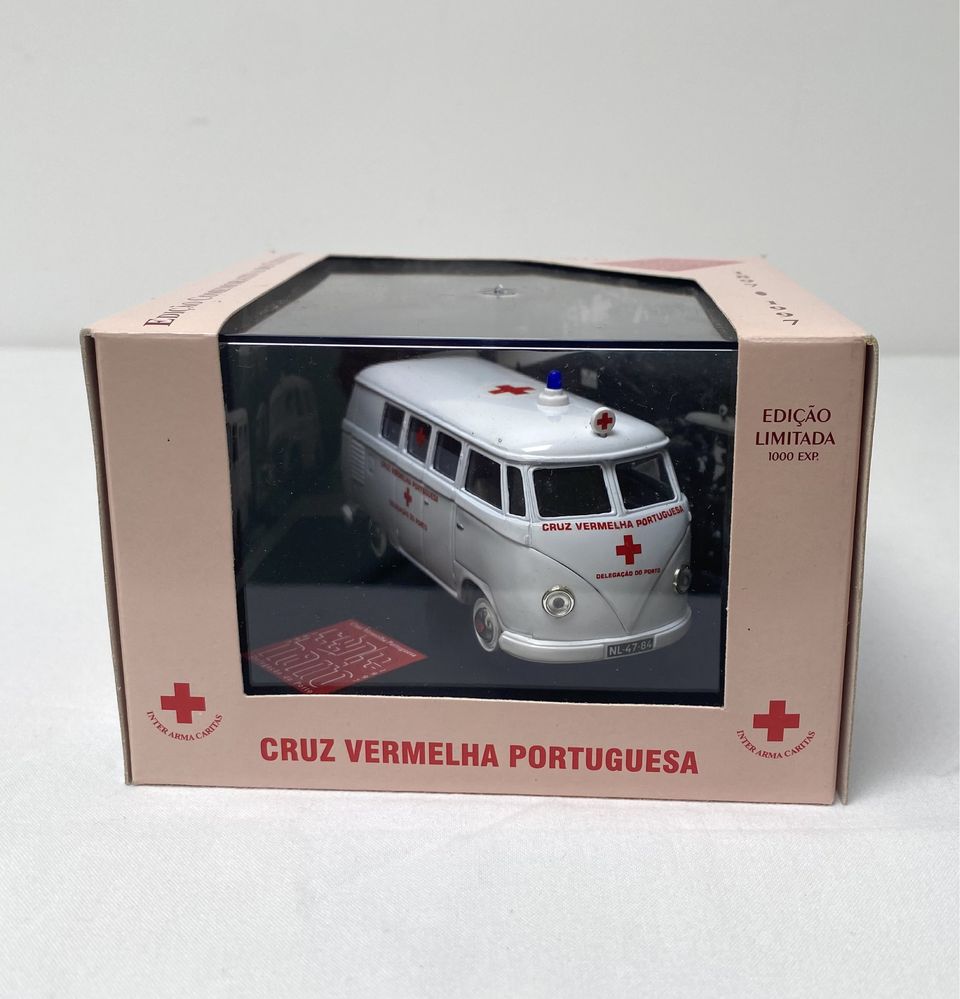 Miniatura VW Kombi 1:43 Cruz Vermelha Porto 1997