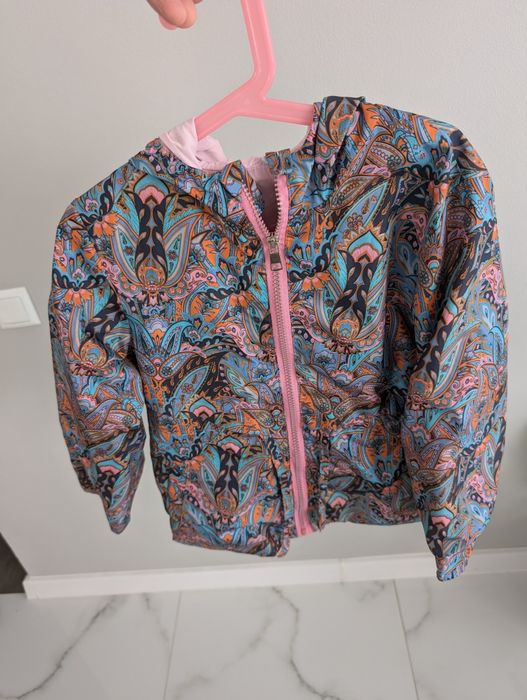 Дитячий одяг: пальто, куртка, плаття