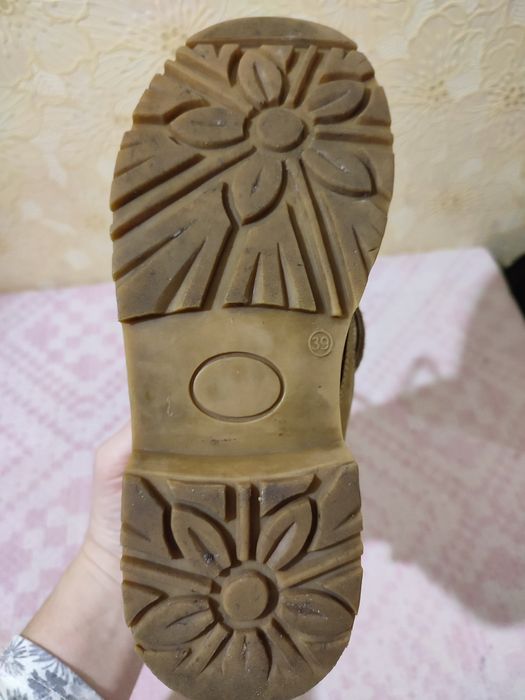 Жіночі ботинки/гріндерси