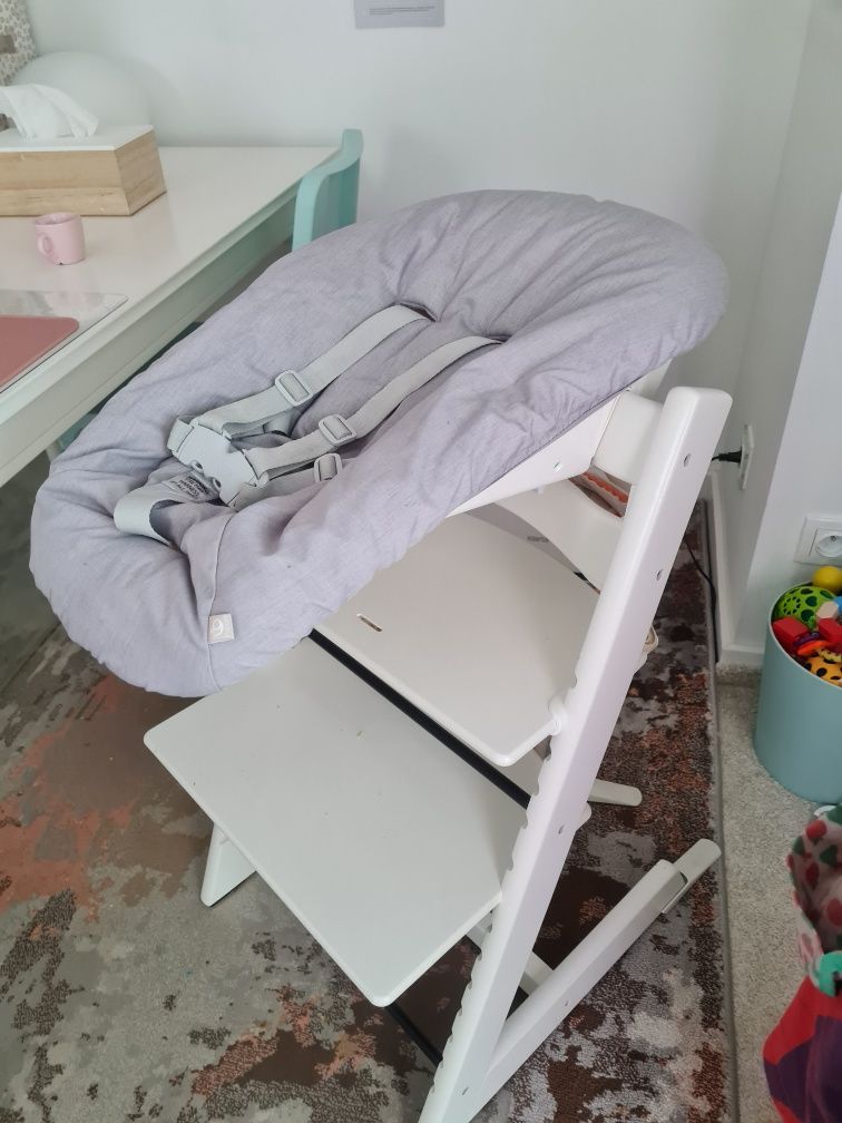 Stokke newborn set z pałąkiem na zabawki