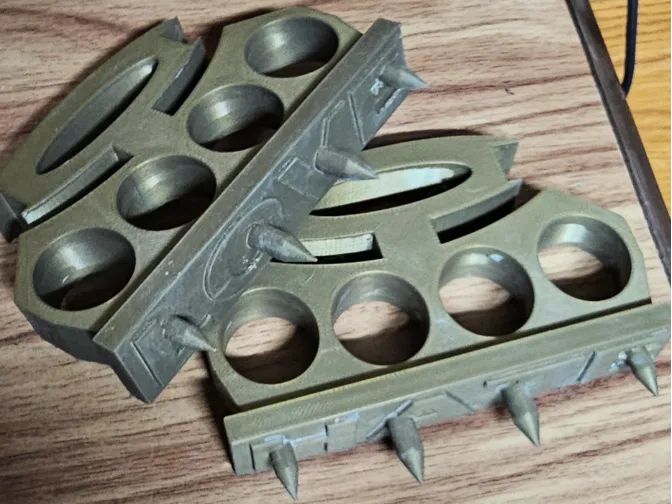 Punhos de Ferro "Love and Hate" Fallout