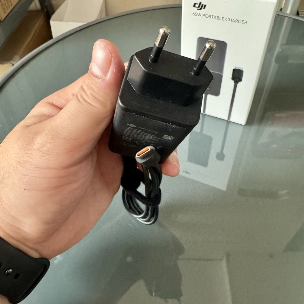 Carregador DJI 65W