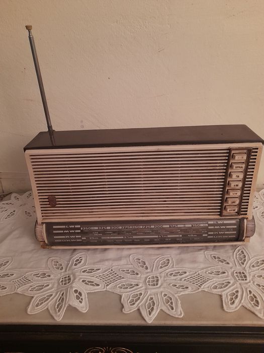 Radio antigo grunding