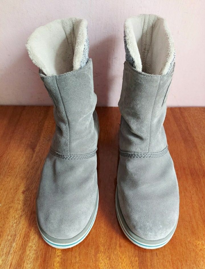 Ботинки чобітки сноуботи фірми sorel mammut оригінал

Розмір по бірці: