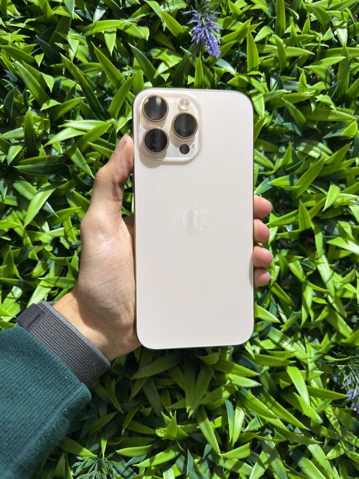 Apple iPhone 16 Pro Max 256GB Titânio Deserto - Loja Ovar