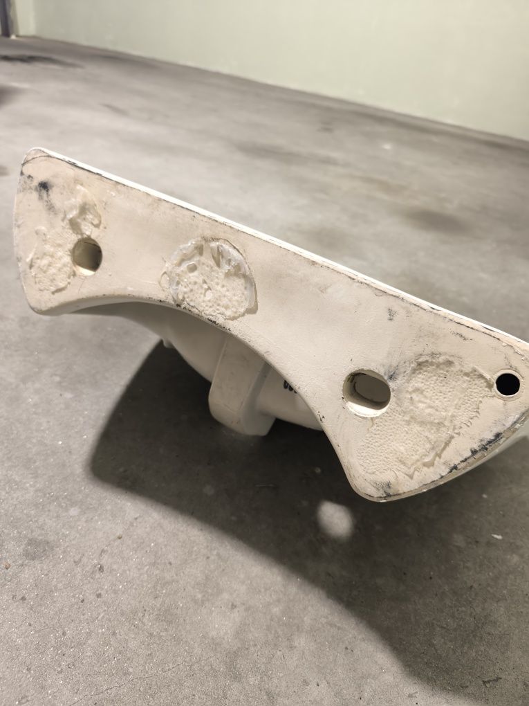 Lavatório de pedestal apenas o lavatório