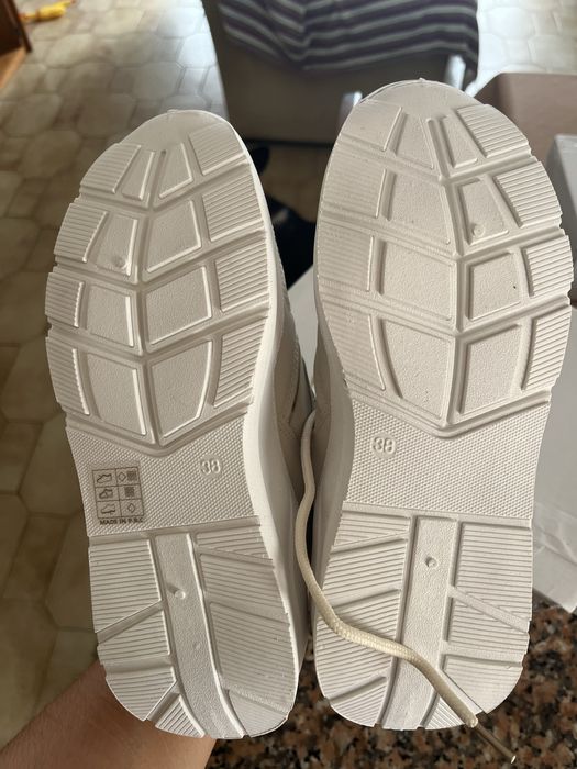 Tenis bege novos,38
