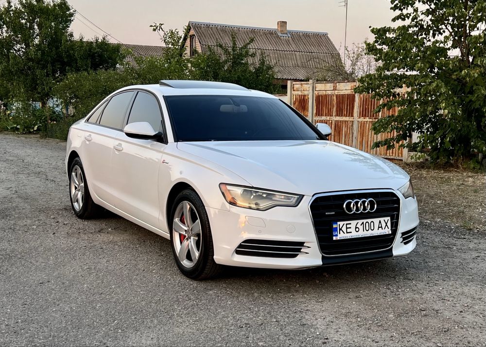 Продам Audi A6C7 3 літра бензин