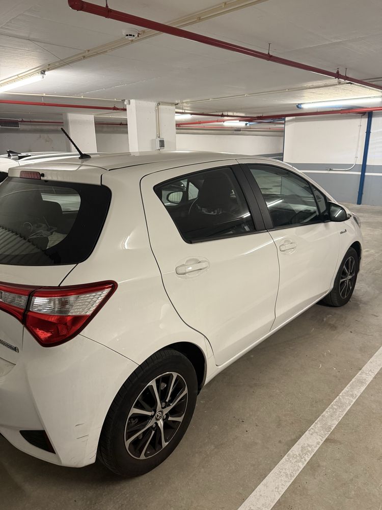 Toyota Yaris Híbrido 2020