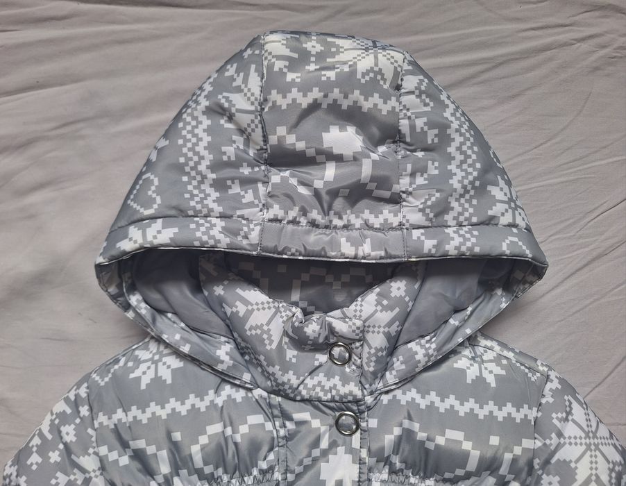 Dziewczęca szara kurtka zimowa