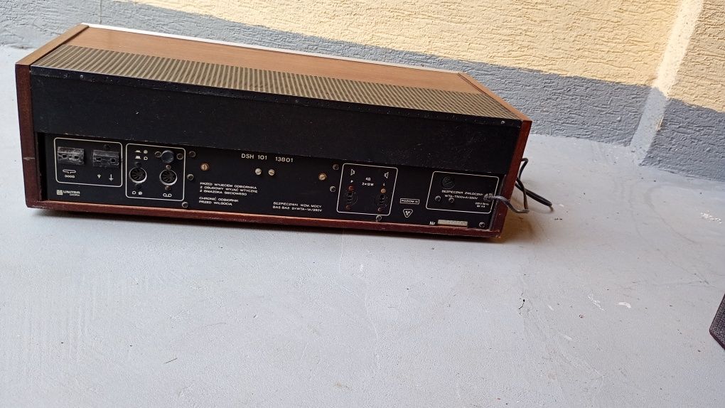 Amplituner Elizabeth HI FI