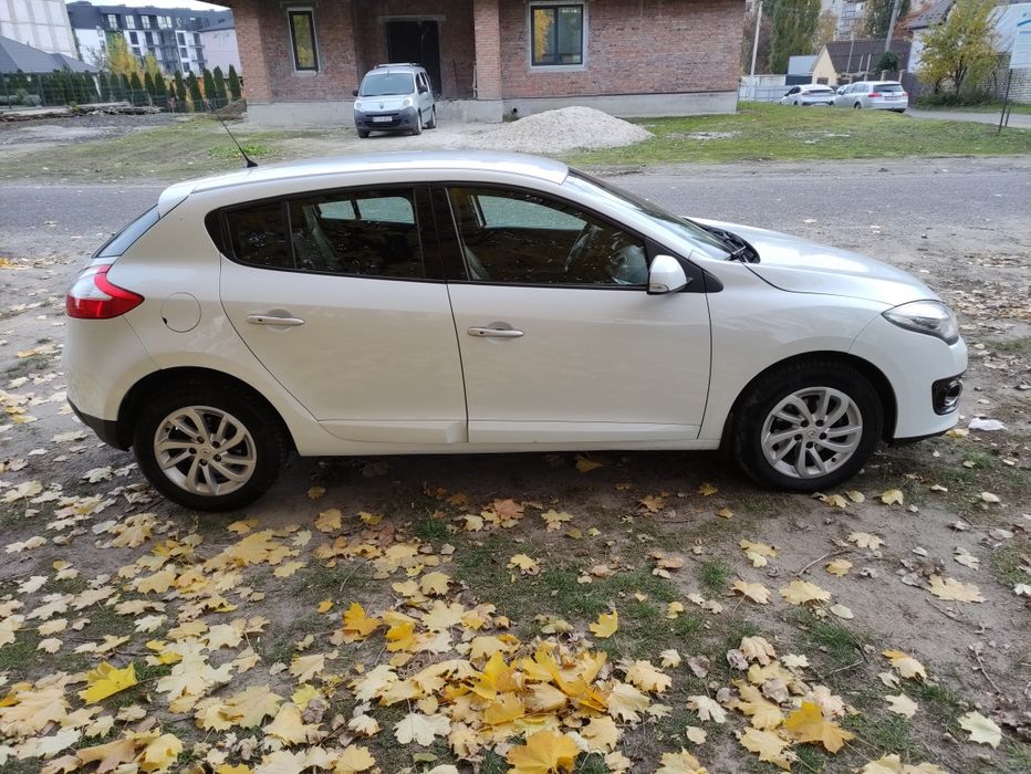 Рено Меган 3 (Renault Megan 3 FL3) 1,5 dci 2014 автомат