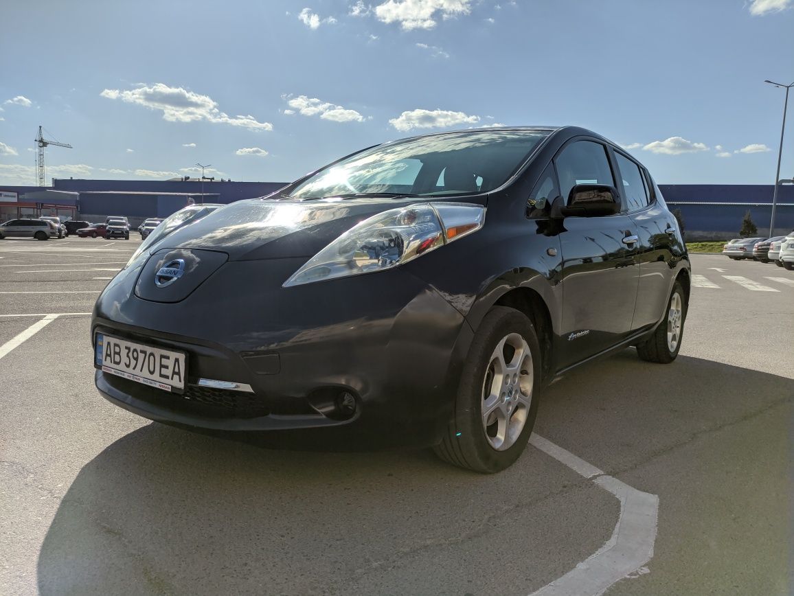 Автомобіль Nissan Leaf