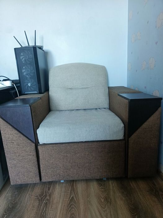 Розкладне крісло