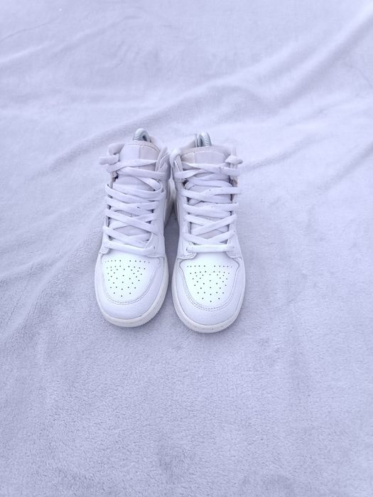 Женские кроссовки ботинки 2021 Nike Air Jordan р36