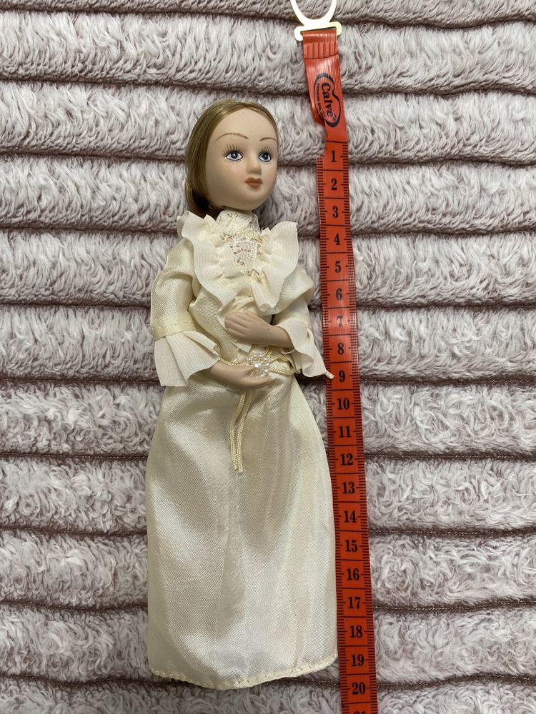 Коллекционная кукла из фарфора Дамы эпохи