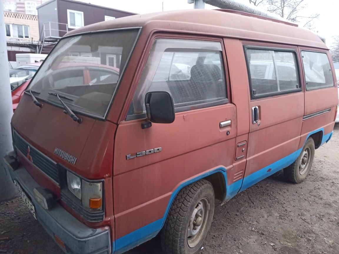 Mitsubishi l300 delica